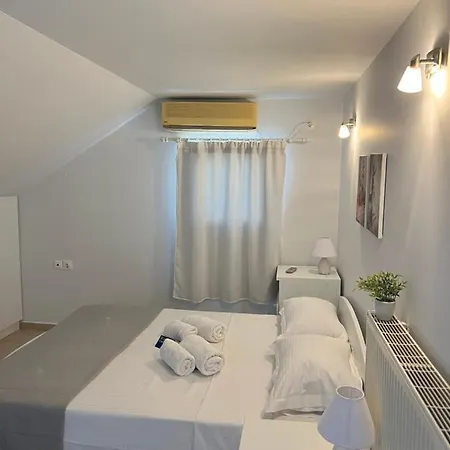 Tiny Loft In Apartamento